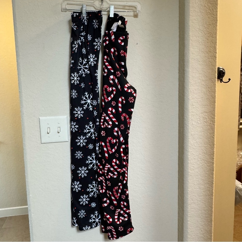 No Boundaries Snowflake & Candy Cane Leggings Size Snowflake 3X, Candy Cane 2X